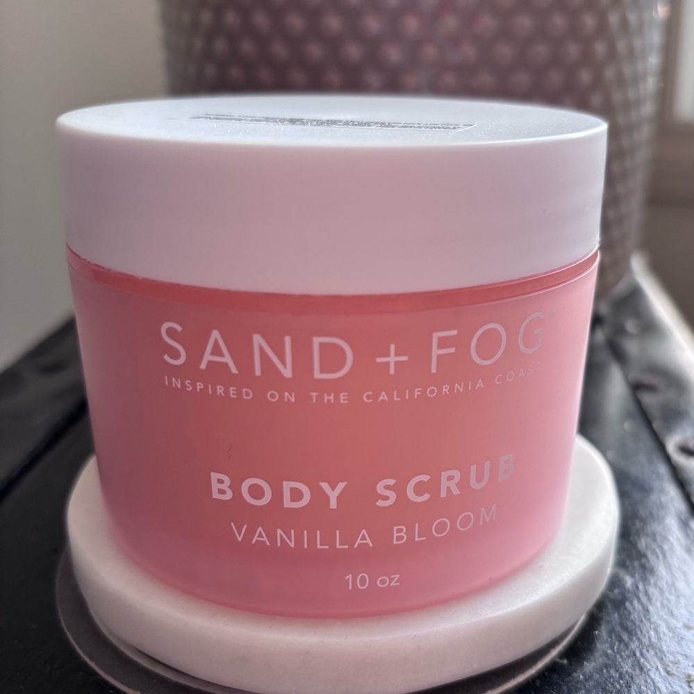 Sand + Fog Pink Body Scrub - Vanilla Bloom